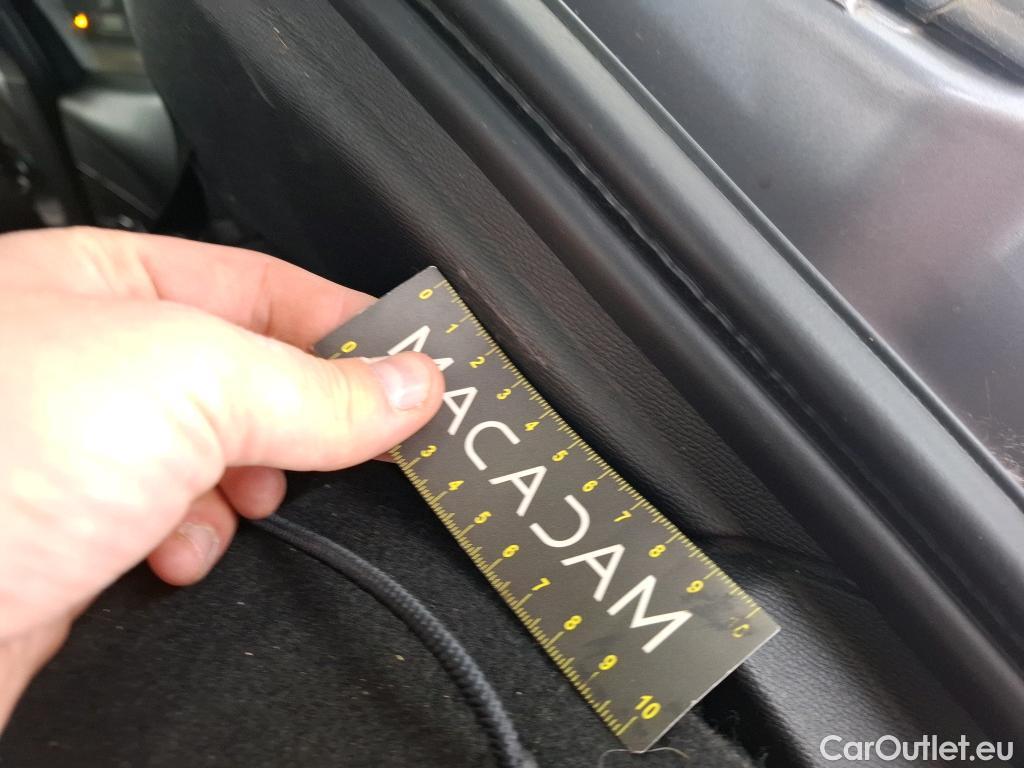  Peugeot  2008  Allure 1.5 HDi 130CV BVA8 E6d #17