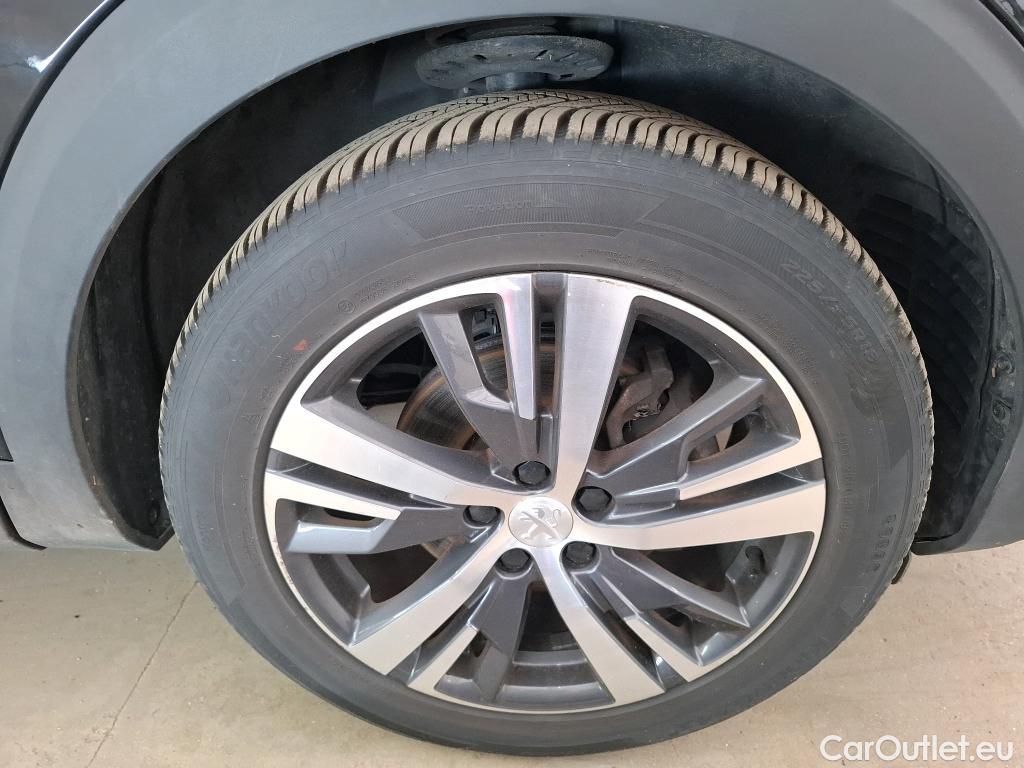  Peugeot  3008  Allure Pack 1.5 HDi 130CV BVA8 E6d #50