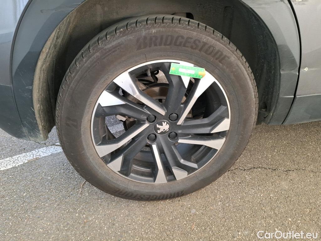  Peugeot  2008  Allure Business 1.5 HDi 130CV BVA8 E6d #40