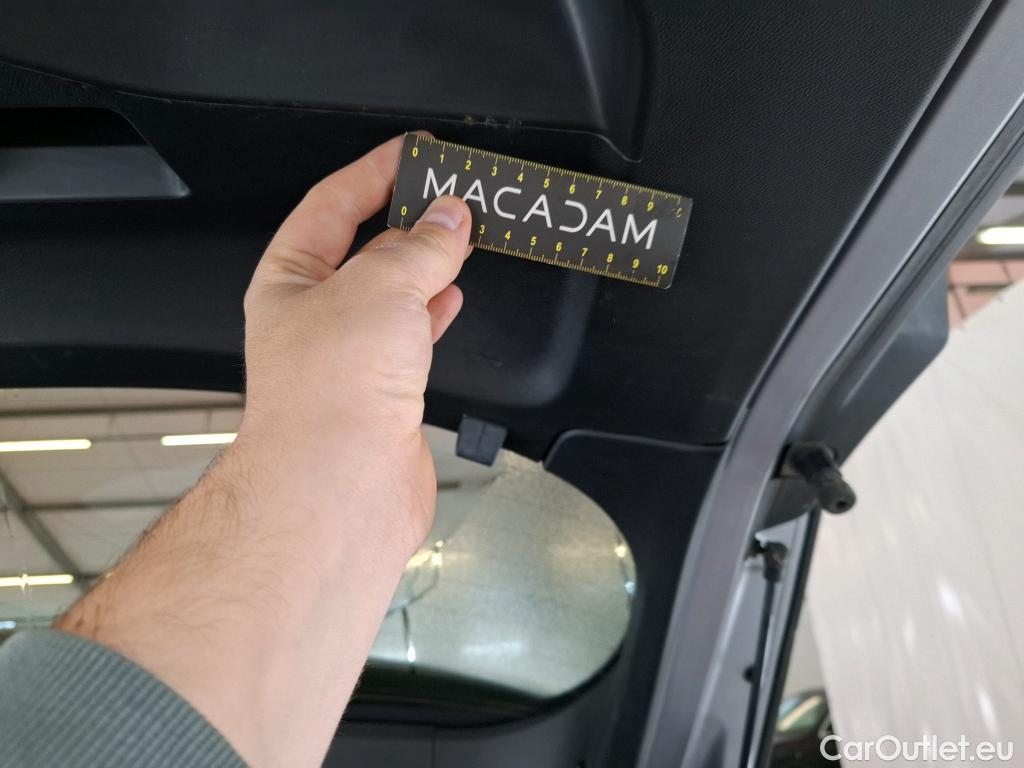  Peugeot  2008  Allure 1.5 HDi 130CV BVA8 E6d #22