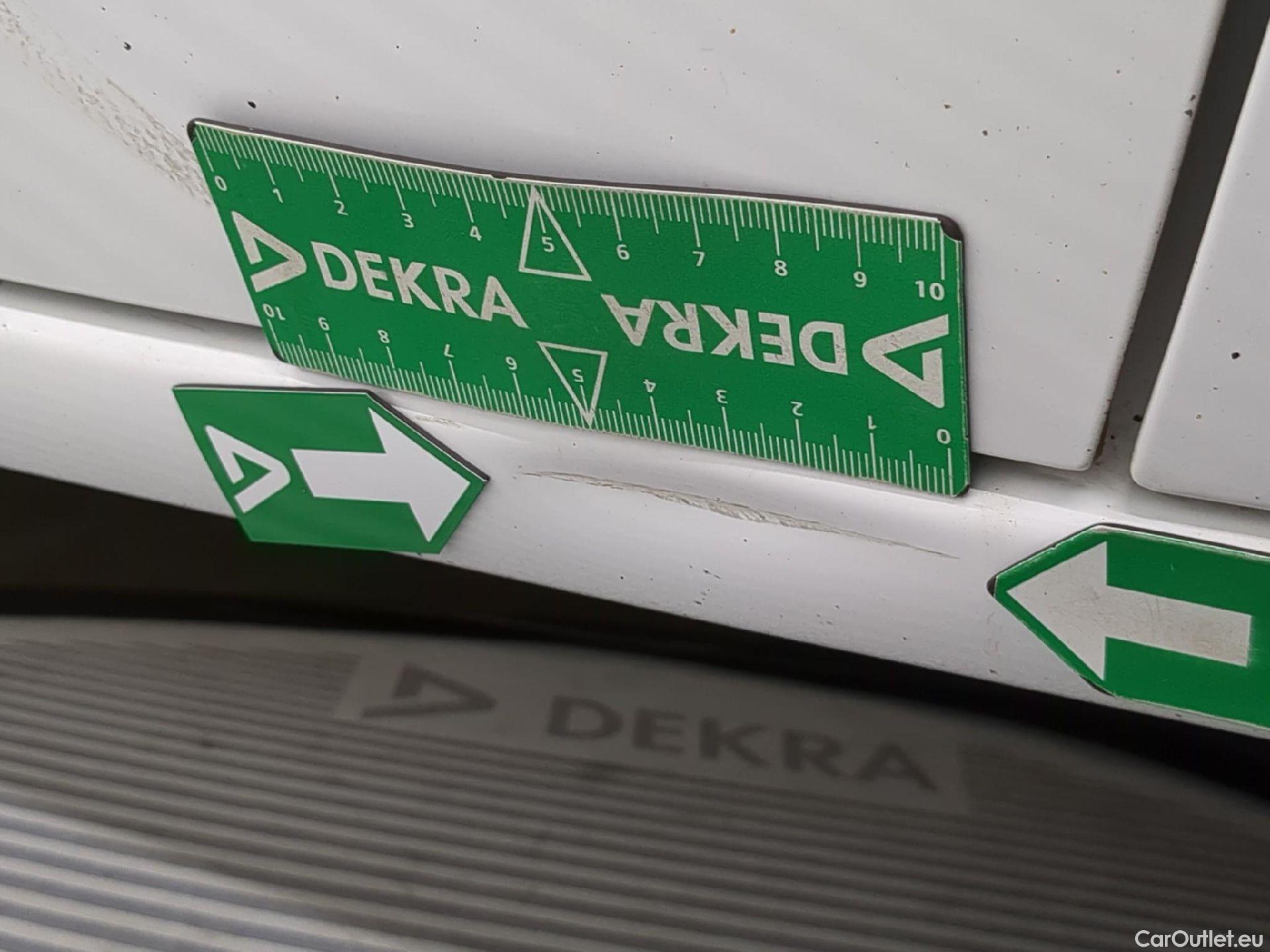  Citroen  Berlingo  Fourgon Club M 650 1.2 PureTech 130CV BVA8 E6d #17