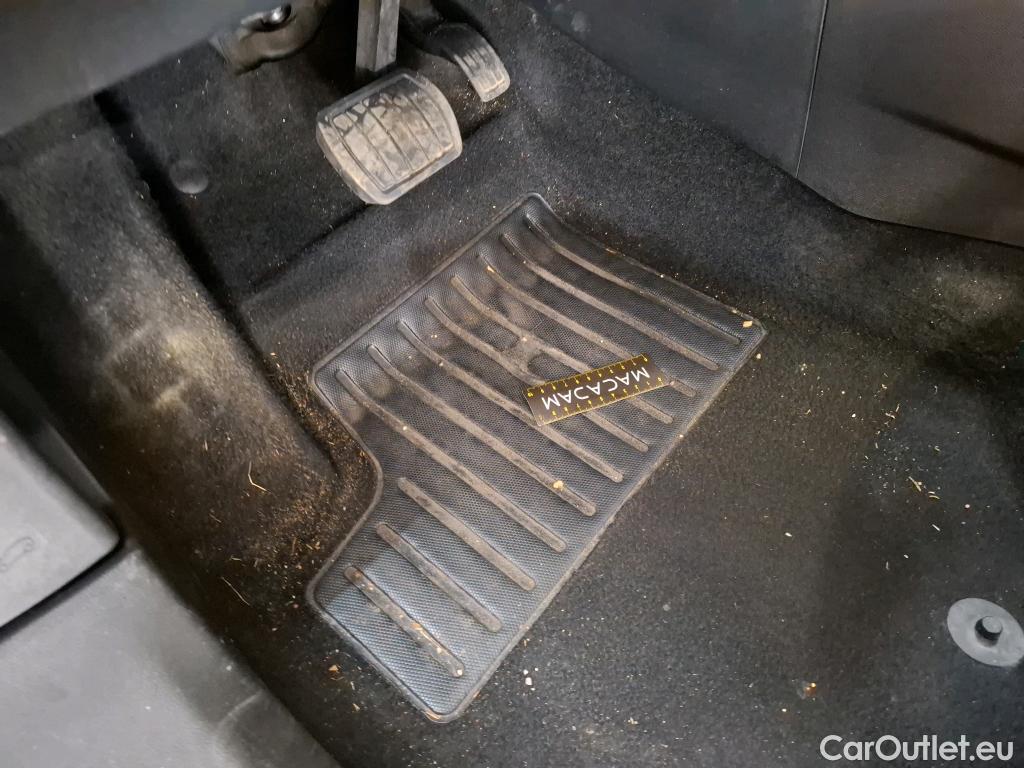  Peugeot  2008  Allure 1.5 HDi 130CV BVA8 E6d #8