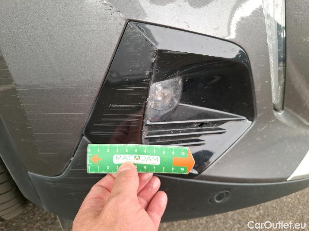  Peugeot  2008  Allure Business 1.5 HDi 130CV BVA8 E6d #35