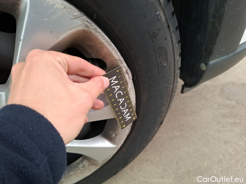  Citroen  C3  Feel 1.2 PureTech 80CV BVM5 E6d #9