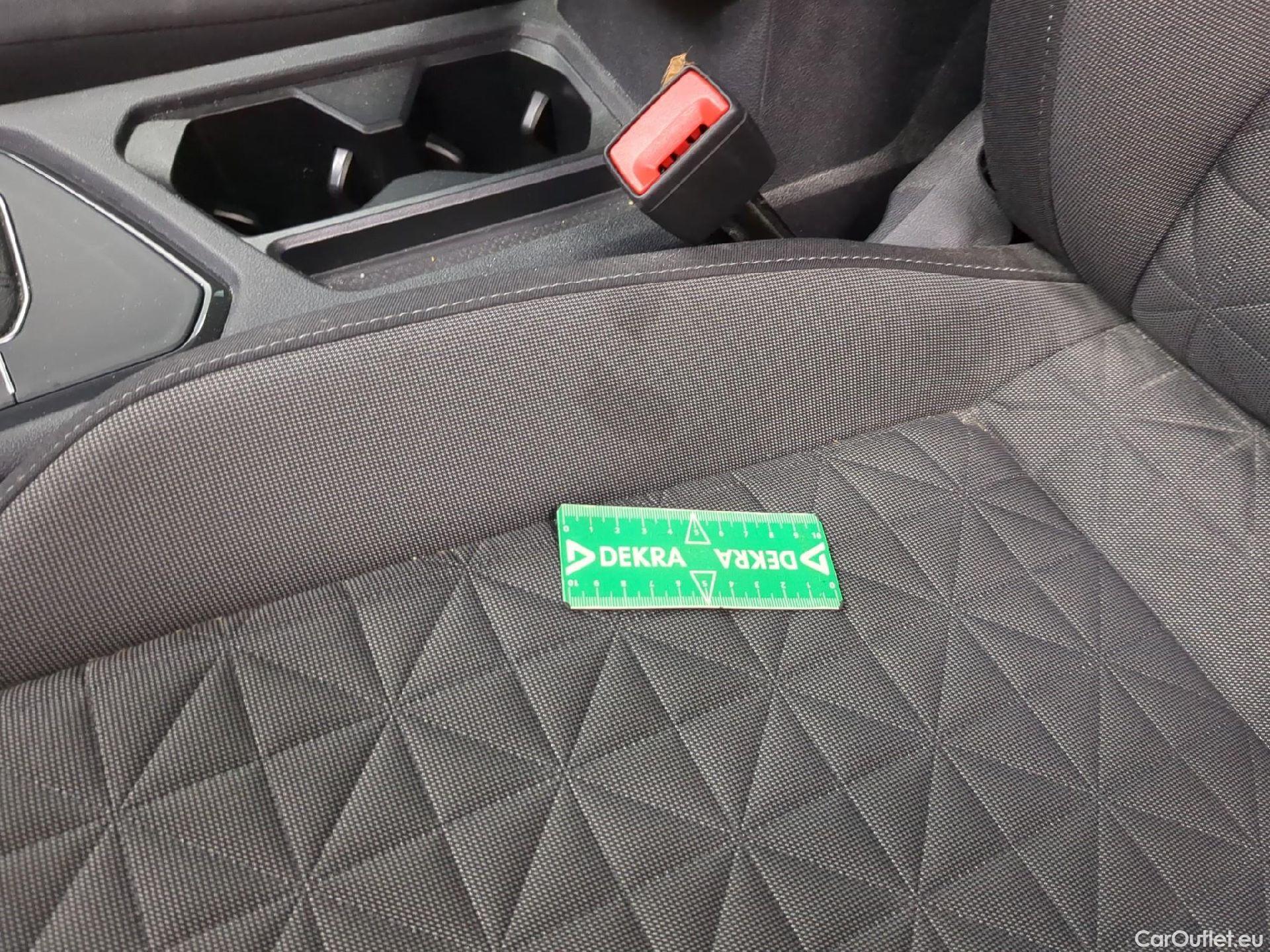  Volkswagen  Tiguan VOLKSWAGEN  / 2020 / 5P / SUV 2.0 TDI 150 DSG7 Life Business #4