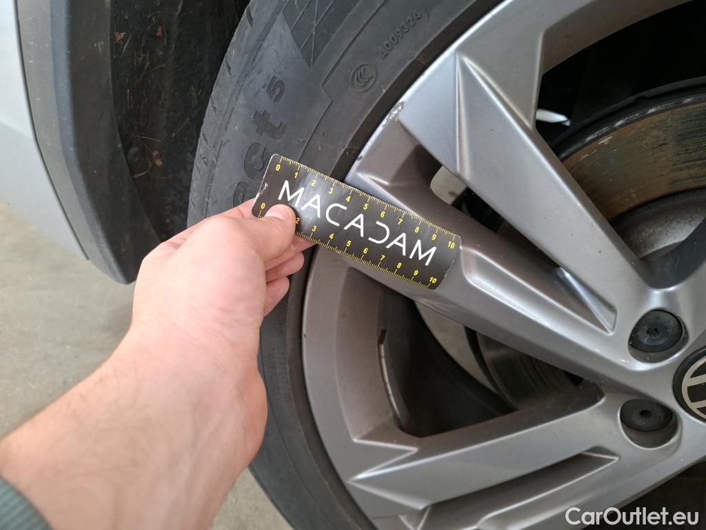  Volkswagen  Tiguan VOLKSWAGEN   2020  5P  SUV 1 4 eHybrid 245 DSG6 R Line Exclusive #6