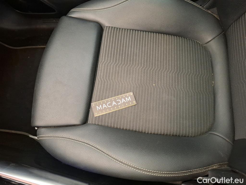  Mercedes  GLA MERCEDES-BENZ  / 2020 / 5P / SUV 1.3  250 e BUSINESS LINE DCT #56