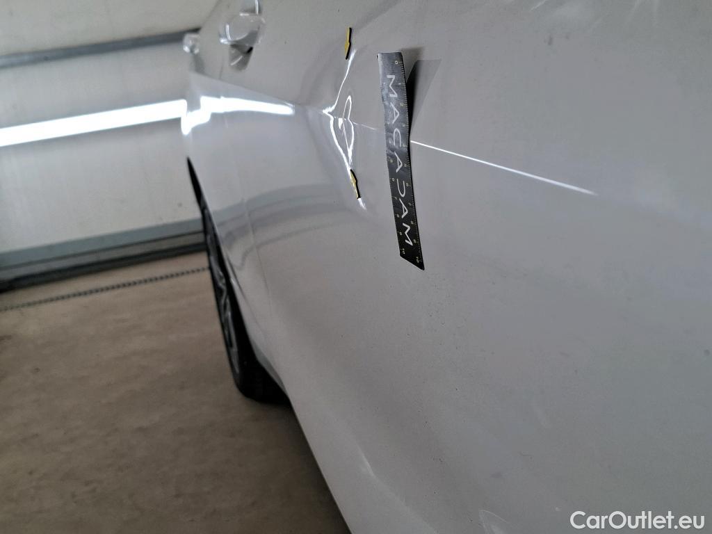  Bmw  Serie 1 BMW Série 1 / 2019 / 5P / Berline 116i DKG7 Business Design #3