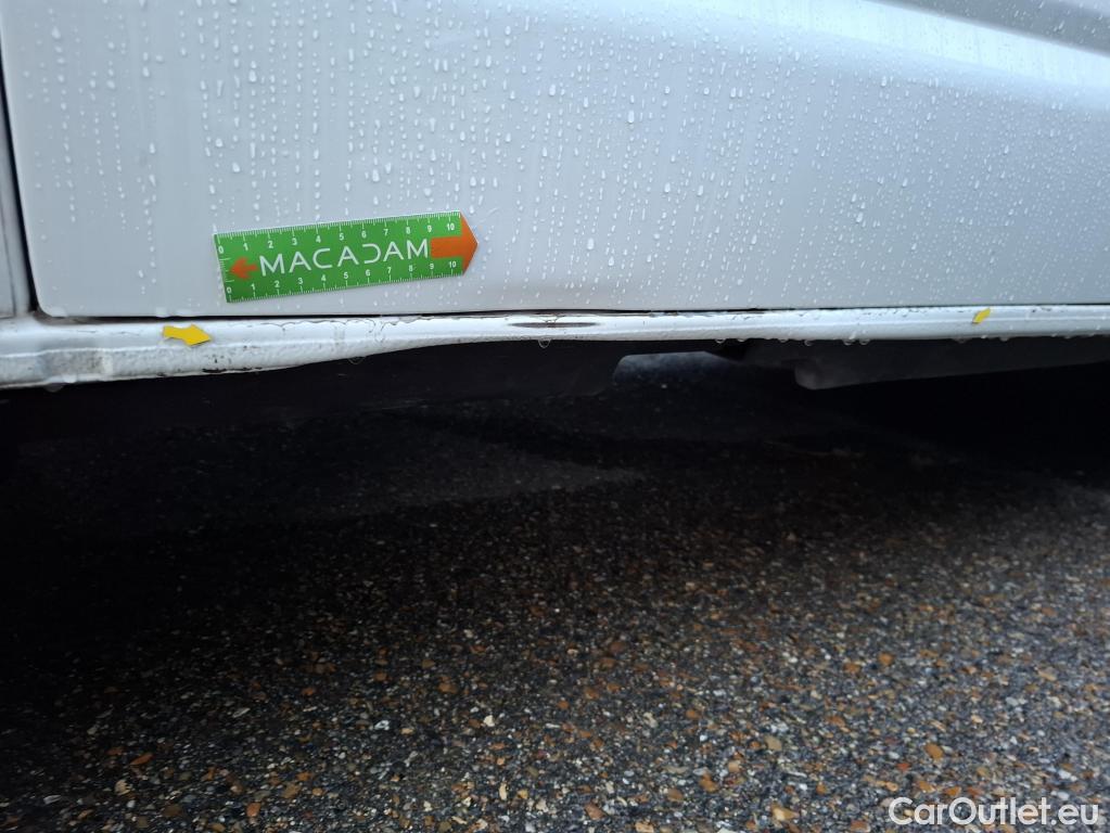  Volkswagen  Transporter VOLKSWAGEN  / 2019 / 4P / Fourgon tôlé 2.0 TDi 110 L1H1 Business #4