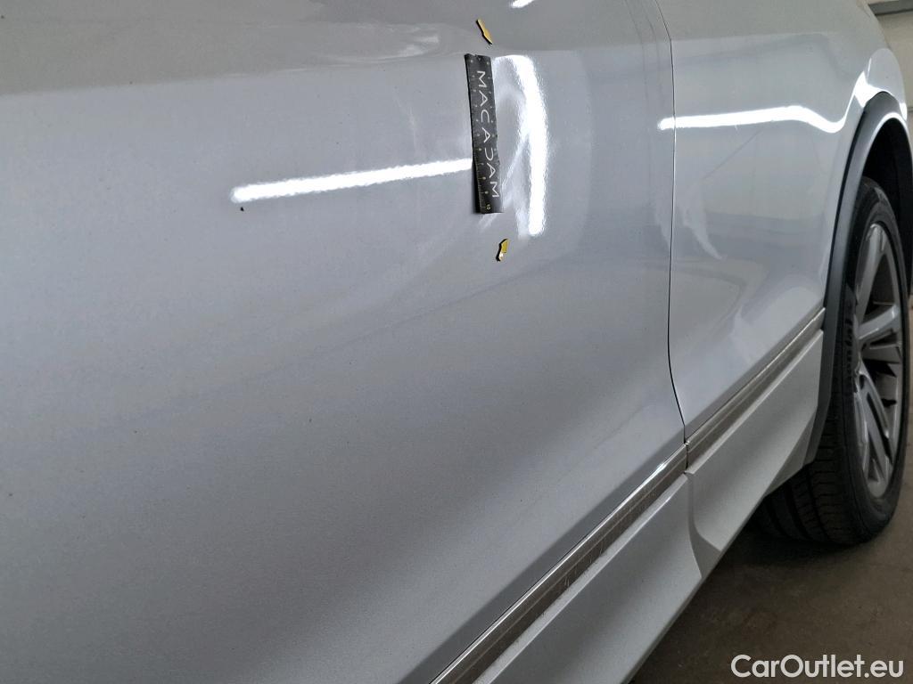  Volkswagen  Tiguan VOLKSWAGEN   2020  5P  SUV 1 4 eHybrid 245 DSG6 R Line Exclusive #12