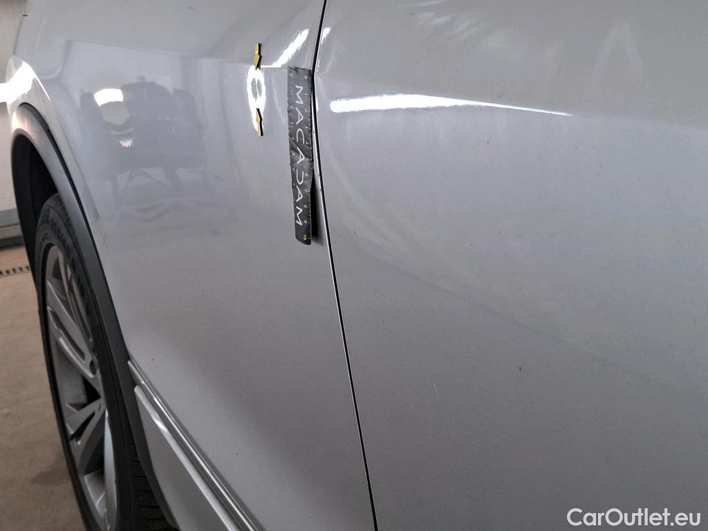  Volkswagen  Tiguan VOLKSWAGEN   2020  5P  SUV 1 4 eHybrid 245 DSG6 R Line Exclusive #29