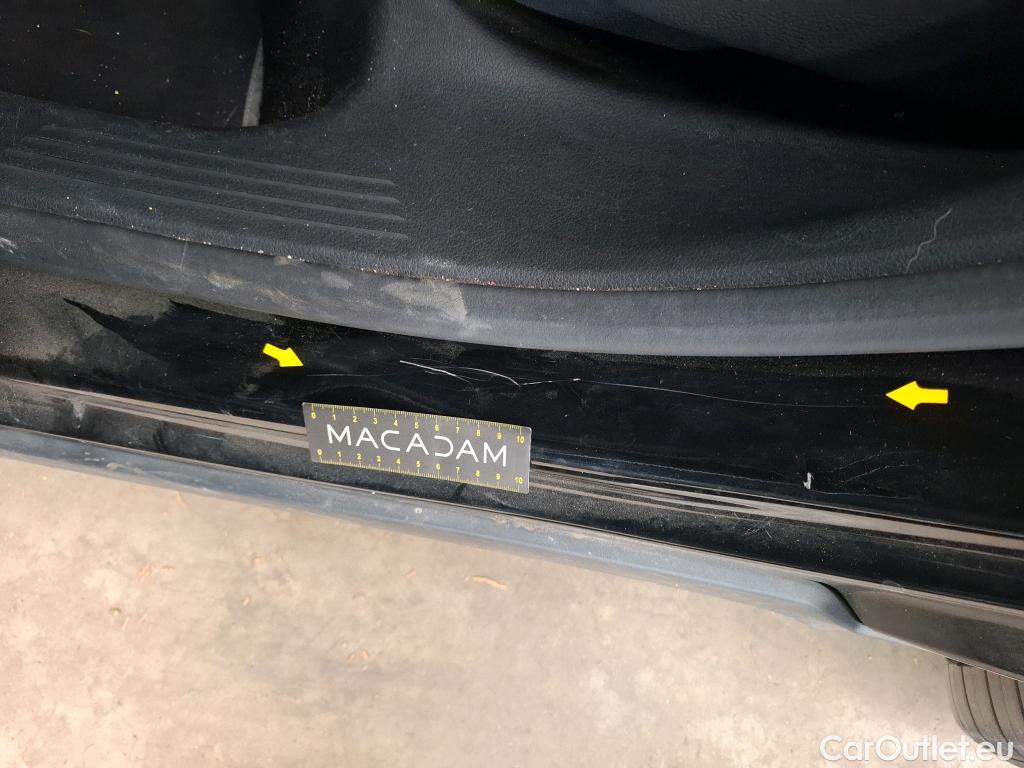  Mercedes  GLA MERCEDES-BENZ  / 2020 / 5P / SUV 1.3  250 e BUSINESS LINE DCT #31