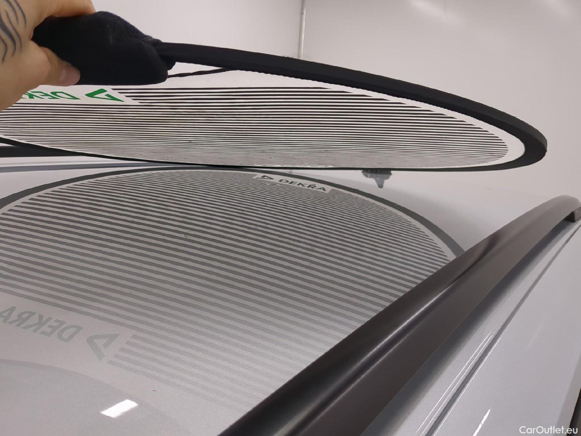  Volkswagen  Tiguan VOLKSWAGEN  / 2020 / 5P / SUV 2.0 TDI 150 DSG7 Life Business #14