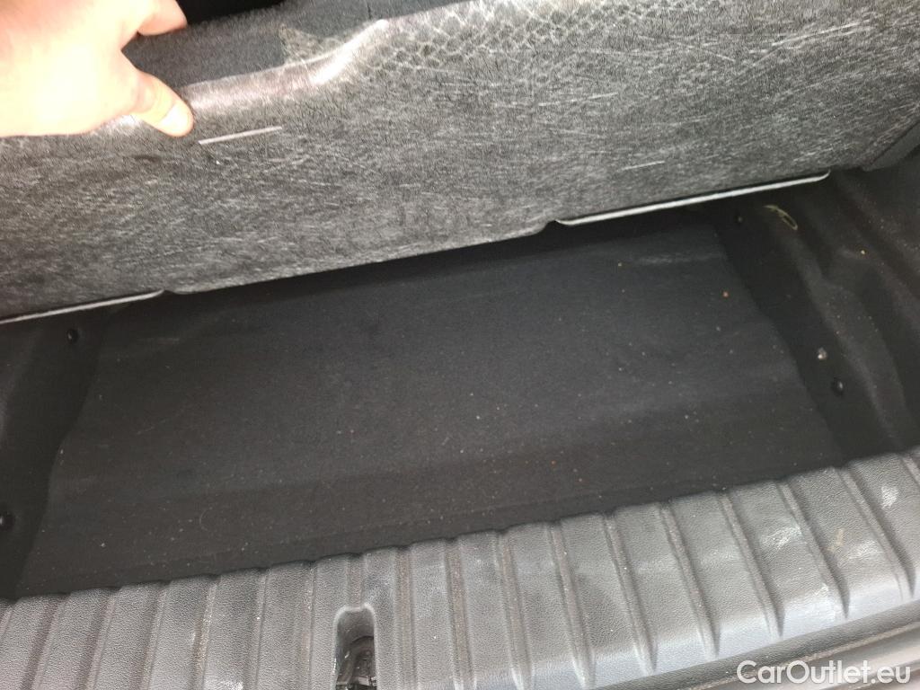  Bmw  Serie 1 BMW Série 1 / 2019 / 5P / Berline 116i DKG7 Business Design #5