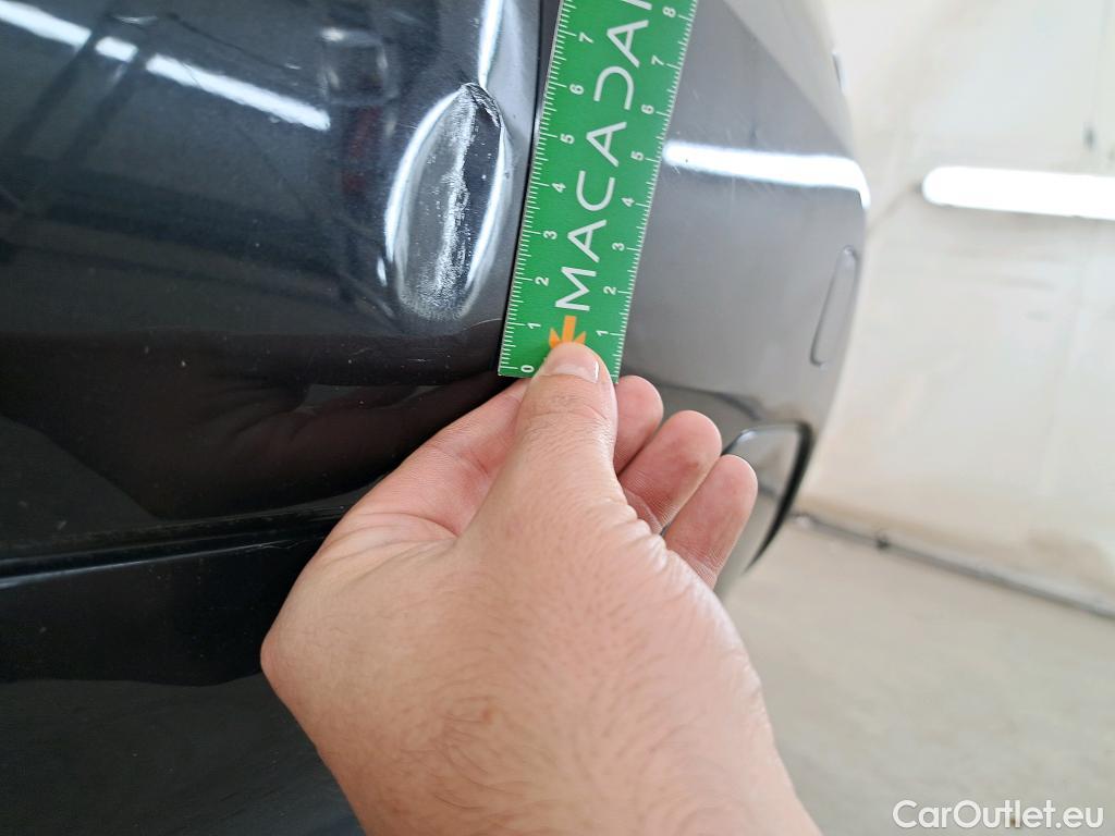  Bmw  Serie 1 Série 1 Berline 116 d Lounge 1.5 115CV BVA7 E6d #7