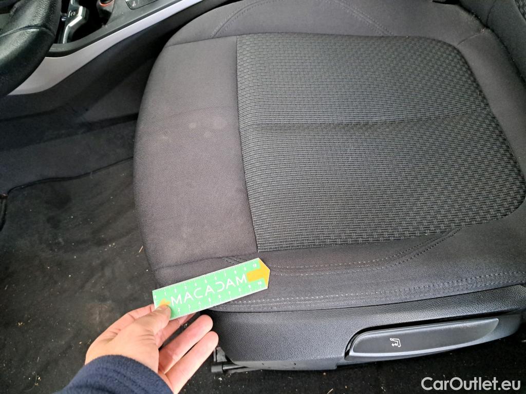  Bmw  Serie 1 Série 1 Berline 116 d Lounge 1.5 115CV BVA7 E6d #31