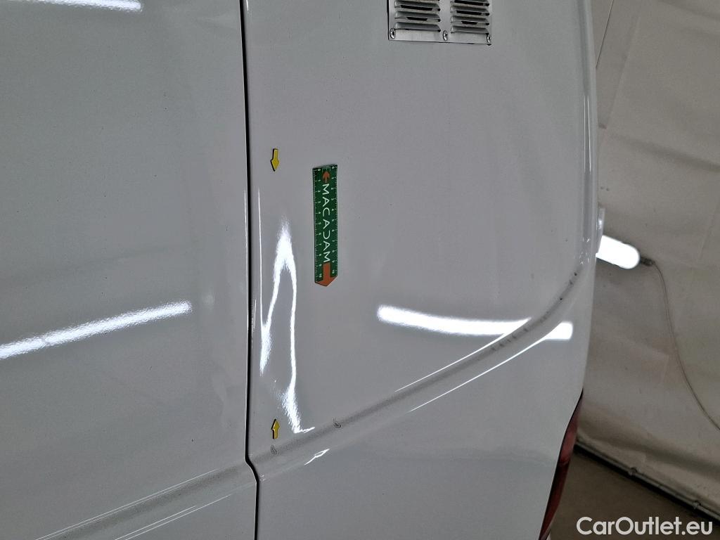  Volkswagen  Transporter VOLKSWAGEN  / 2019 / 4P / Fourgon tôlé 2.0 TDi 110 L1H1 Business #16