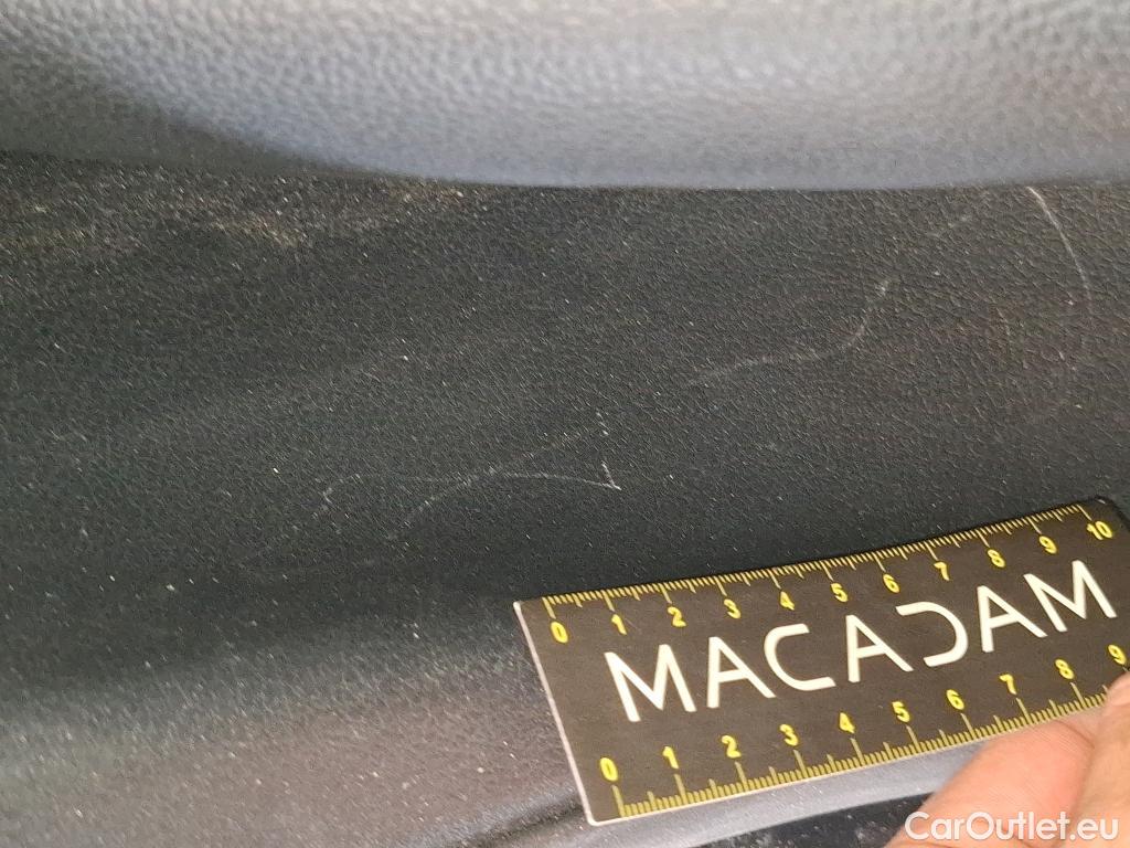  Mercedes  GLA MERCEDES-BENZ  / 2020 / 5P / SUV 1.3  250 e BUSINESS LINE DCT #46