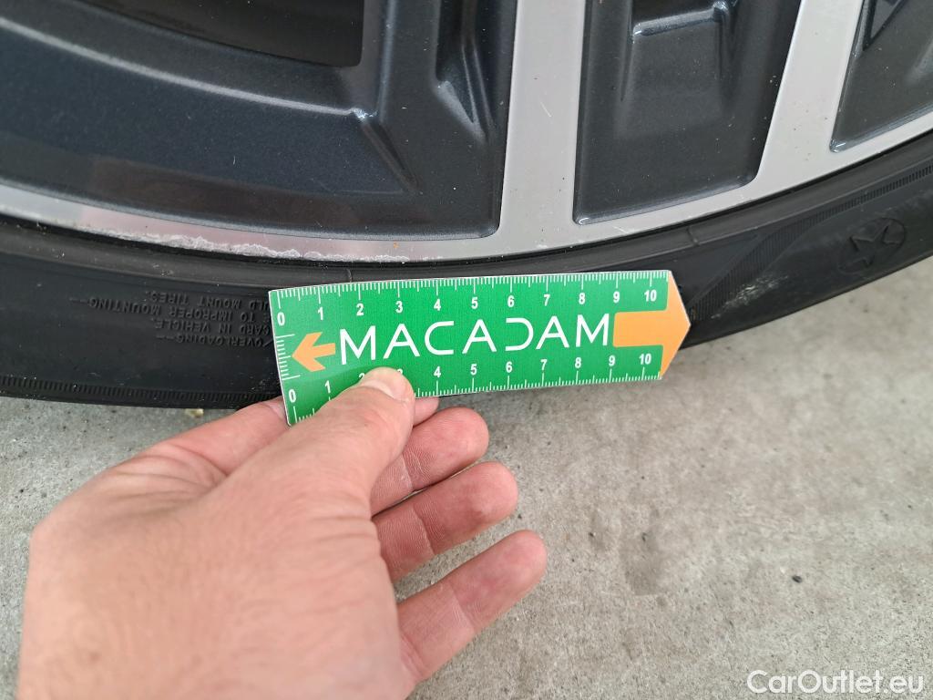  Bmw  Serie 1 Série 1 Berline 116 d Lounge 1.5 115CV BVA7 E6d #17