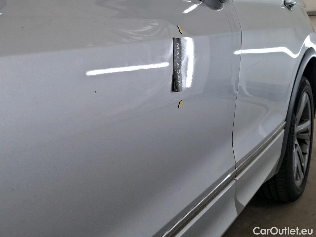  Volkswagen  Tiguan VOLKSWAGEN   2020  5P  SUV 1 4 eHybrid 245 DSG6 R Line Exclusive #11