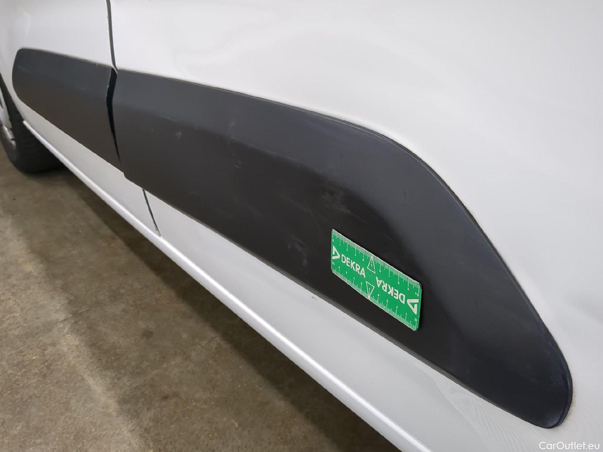  Citroen  Berlingo  Fourgon Club M 650 1.2 PureTech 130CV BVA8 E6d #35