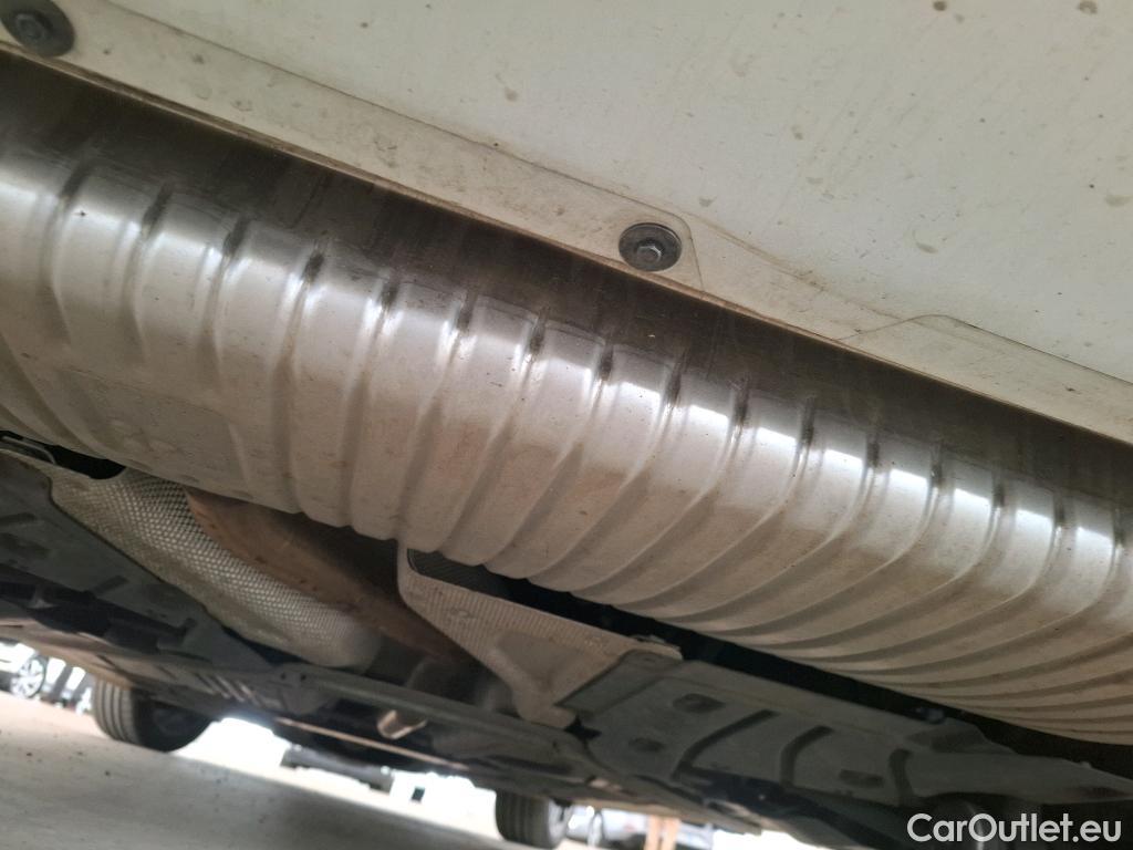  Bmw  Serie 1 BMW Série 1 / 2019 / 5P / Berline 116i DKG7 Business Design #7