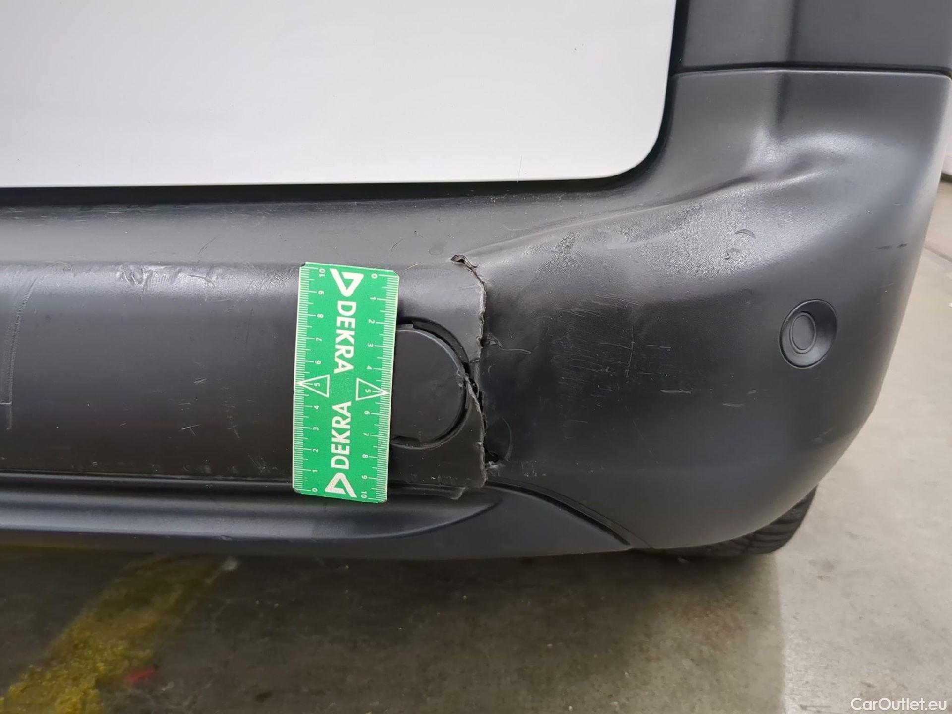  Citroen  Berlingo  Fourgon Club M 650 1.2 PureTech 130CV BVA8 E6d #38