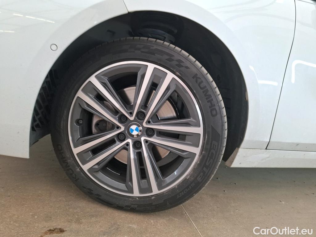  Bmw  Serie 1 BMW Série 1 / 2019 / 5P / Berline 116i DKG7 Business Design #9