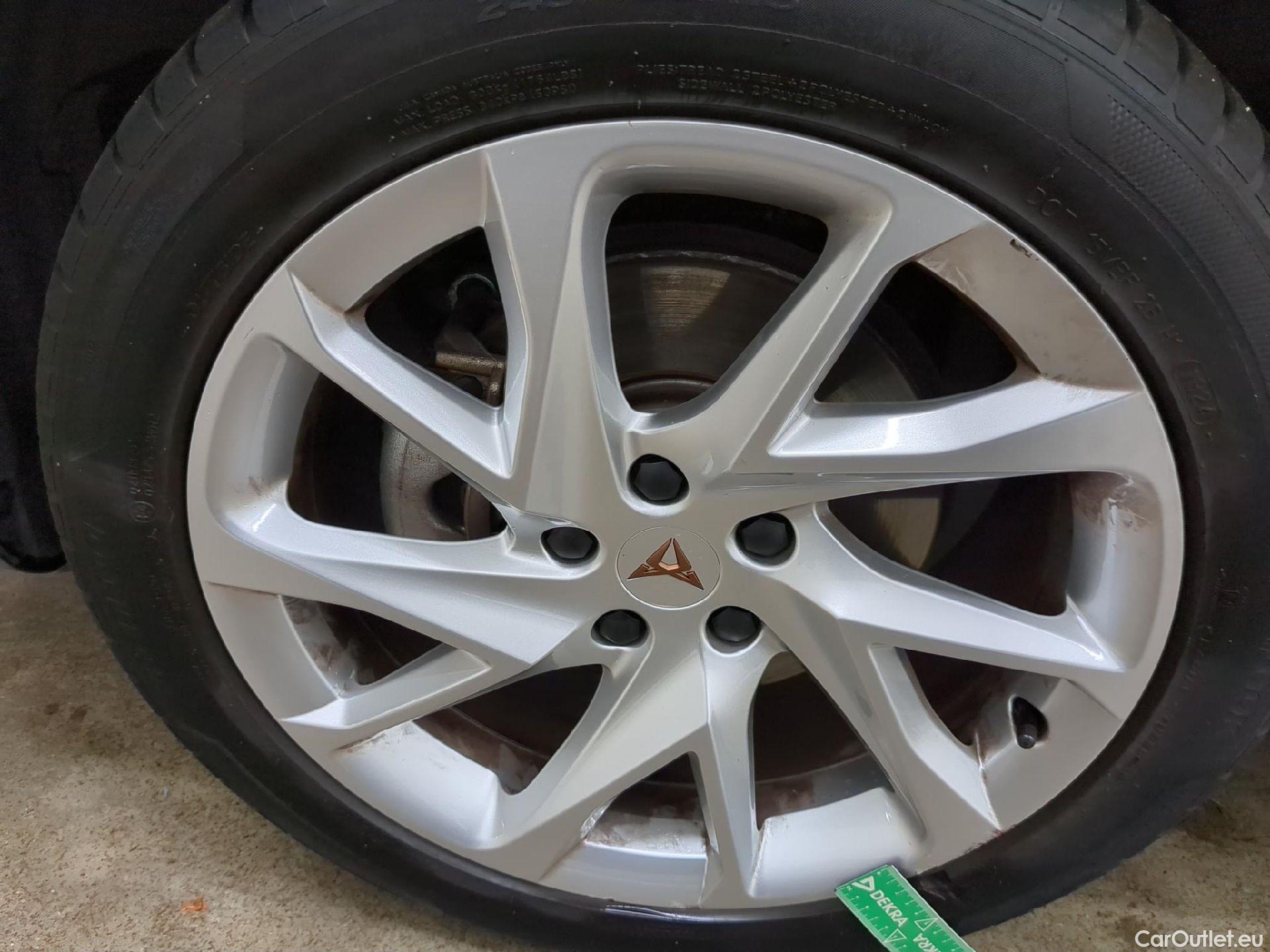  Cupra  Formentor CUPRA  / 2020 / 5P / SUV 1.4 e-HYBRID 204ch DSG6 Business Edition #4