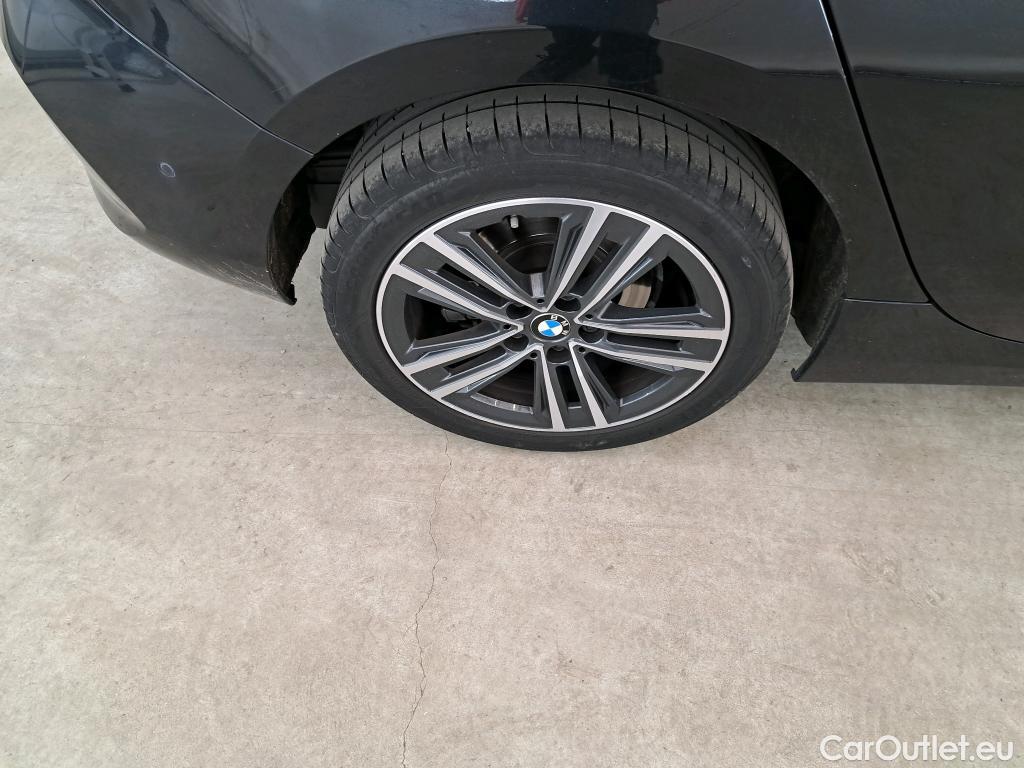  Bmw  Serie 1 Série 1 Berline 116 d Lounge 1.5 115CV BVA7 E6d #13