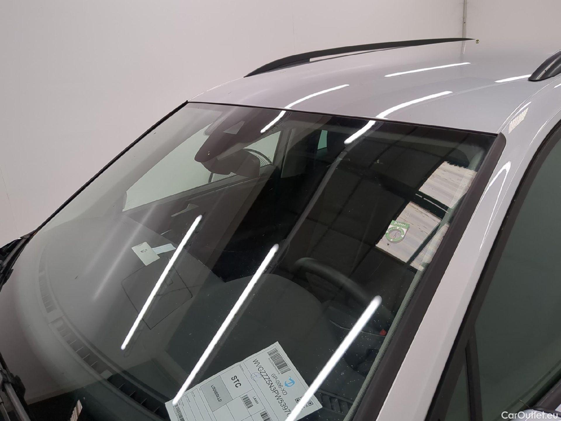  Volkswagen  Tiguan VOLKSWAGEN  / 2020 / 5P / SUV 2.0 TDI 150 DSG7 Life Business #8