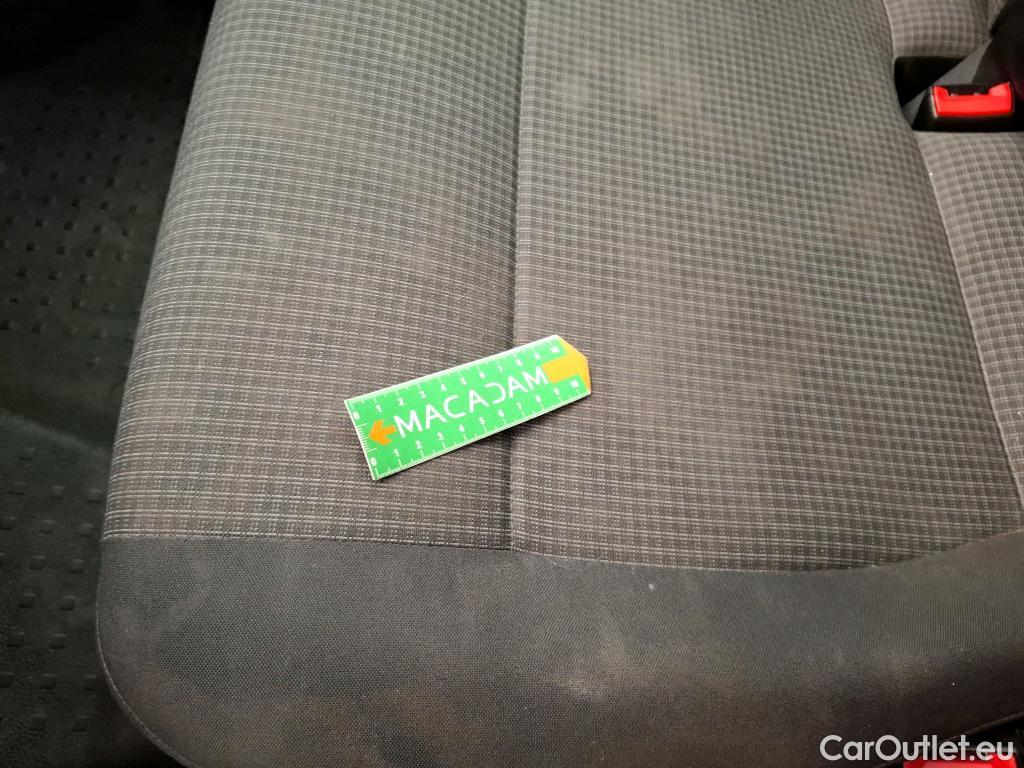  Volkswagen  Transporter VOLKSWAGEN  / 2019 / 4P / Fourgon tôlé 2.0 TDi 110 L1H1 Business #26