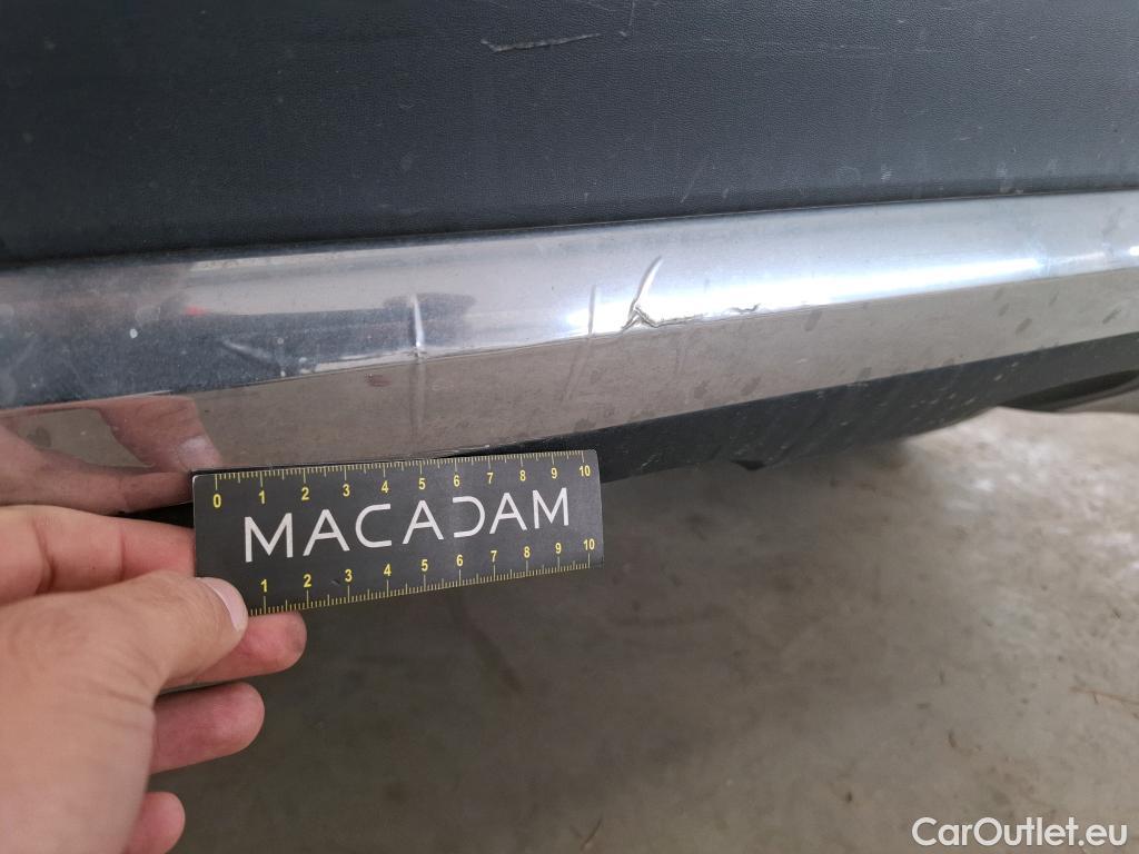  Mercedes  GLA MERCEDES-BENZ  / 2020 / 5P / SUV 1.3  250 e BUSINESS LINE DCT #37