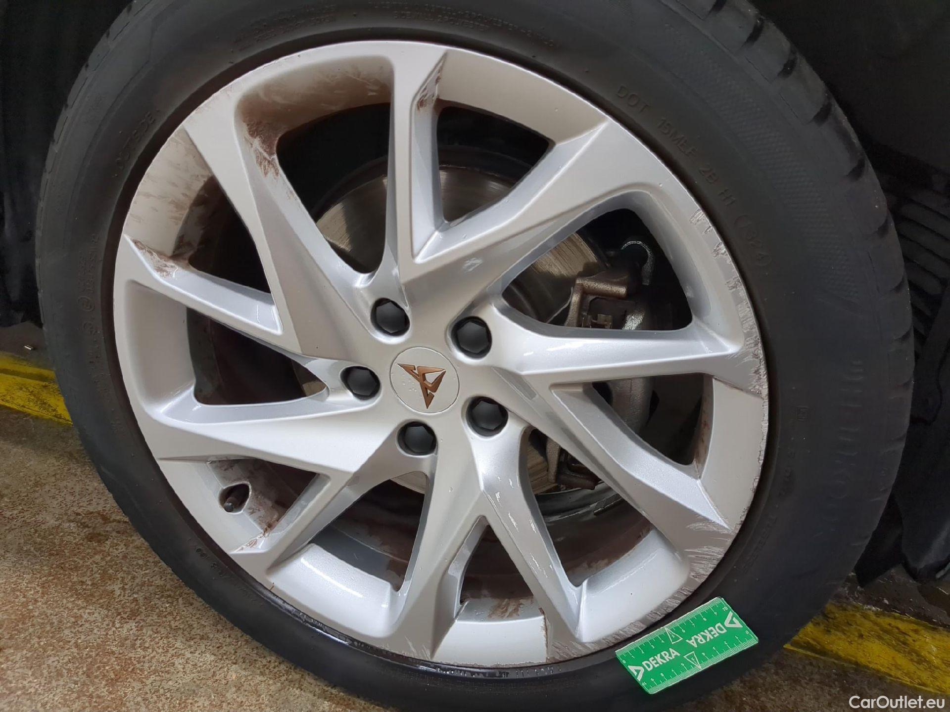  Cupra  Formentor CUPRA  / 2020 / 5P / SUV 1.4 e-HYBRID 204ch DSG6 Business Edition #3