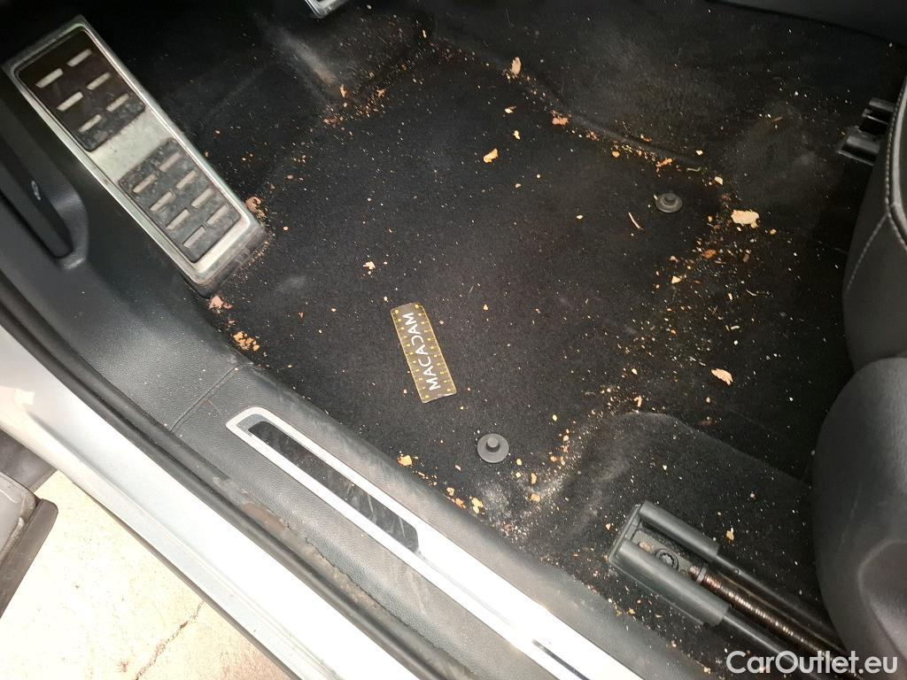  Volkswagen  Tiguan VOLKSWAGEN   2020  5P  SUV 1 4 eHybrid 245 DSG6 R Line Exclusive #1