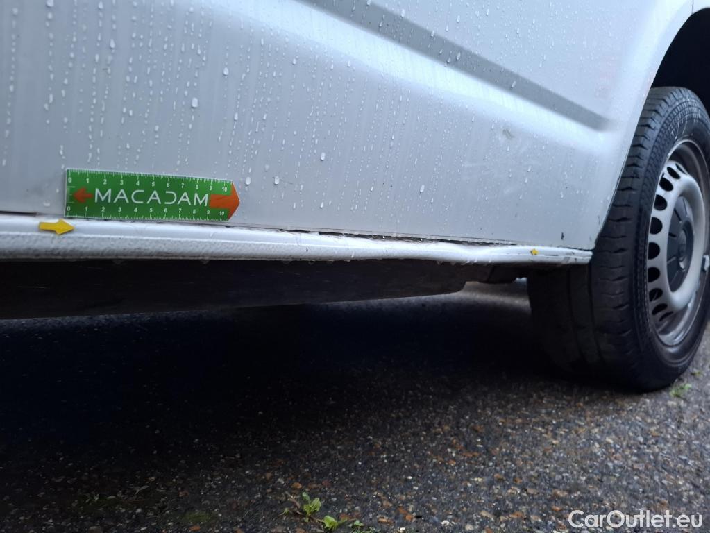  Volkswagen  Transporter VOLKSWAGEN  / 2019 / 4P / Fourgon tôlé 2.0 TDi 110 L1H1 Business #8