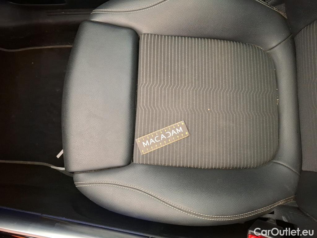  Mercedes  GLA MERCEDES-BENZ  / 2020 / 5P / SUV 1.3  250 e BUSINESS LINE DCT #57