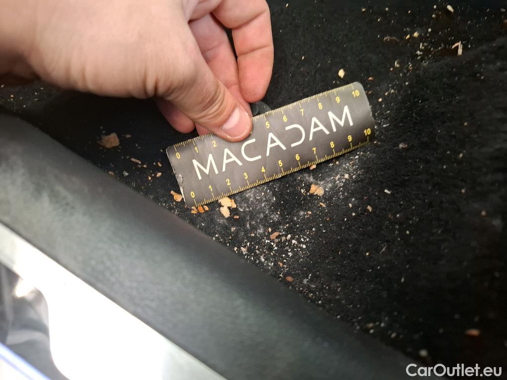  Volkswagen  Tiguan VOLKSWAGEN   2020  5P  SUV 1 4 eHybrid 245 DSG6 R Line Exclusive #2