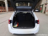  Peugeot  308 PEUGEOT  / 2017 / 5P / STATION WAGON SW ACTIVE BUSINESS BLUEHDI 130 SeS #68