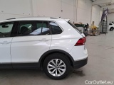  Volkswagen  Tiguan VOLKSWAGEN  / 2020 / 5P / SUV 2.0 TDI SCR 110KW LIFE DSG #69