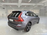  Volvo  XC60 VOLVO  / 2017 / 5P / SUV B4 D AWD GEARTR. R-DESIGN #2