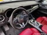  Alfa Romeo   STELVIO ALFA ROMEO / 2017 / 5P / SUV 2.2 TD 210 CV VELOCE AT8 Q4 #39