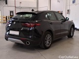  Alfa Romeo   STELVIO ALFA ROMEO / 2017 / 5P / SUV 2.2 TURBO DIESEL 190CV BUSINESS AT8 Q4 #2