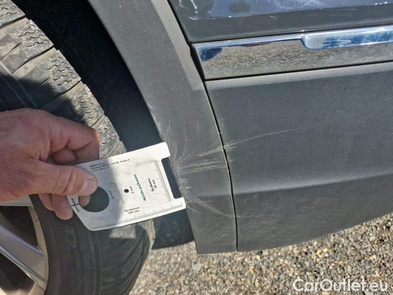  Volkswagen  Tiguan  (AX1)(2020)  2.0TSI 140 Elegan 4M AT #12