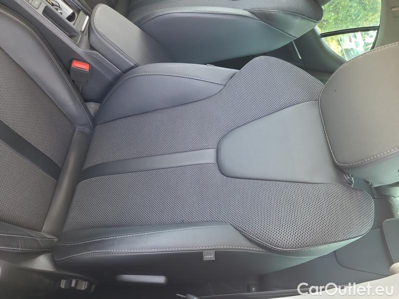  Skoda  Octavia  Lim. (NX3)(2020) Oct.2.0TDI 110 Style 5d #10