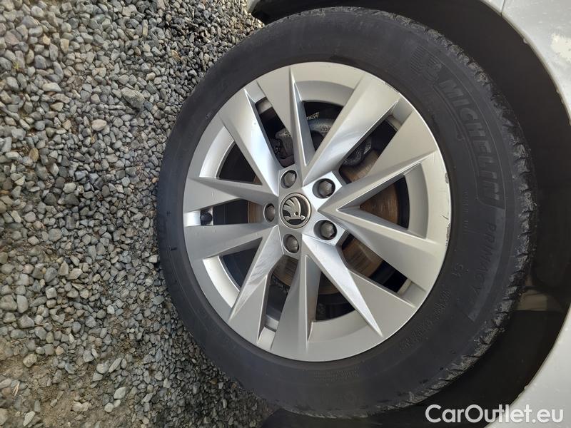  Skoda  Octavia  Combi (NX3)(2020) Oct.Combi 1.5TSI 110 Style #1