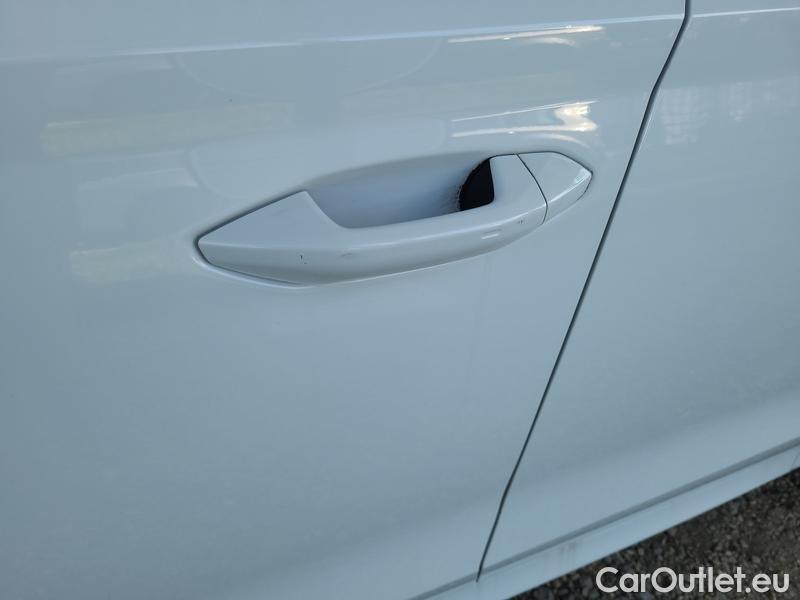  Skoda  Octavia  Lim. (NX3)(2020) Oct.2.0TDI 110 Style 5d #6