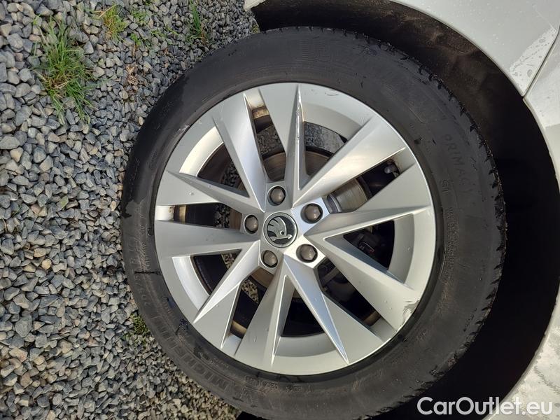  Skoda  Octavia  Combi (NX3)(2020) Oct.Combi 1.5TSI 110 Style #10