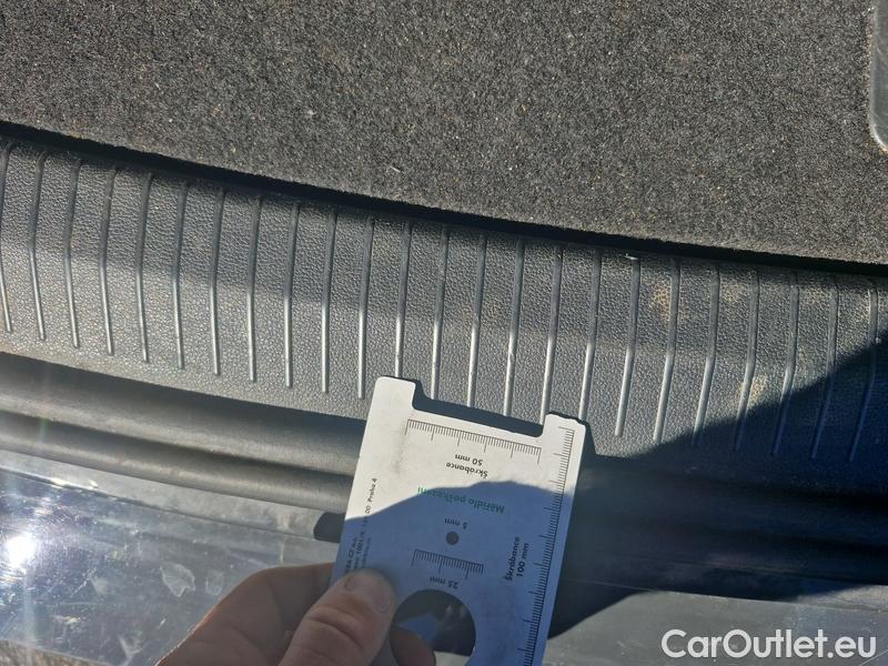  Volkswagen  Tiguan  (AX1)(2020)  2.0TSI 140 Elegan 4M AT #21