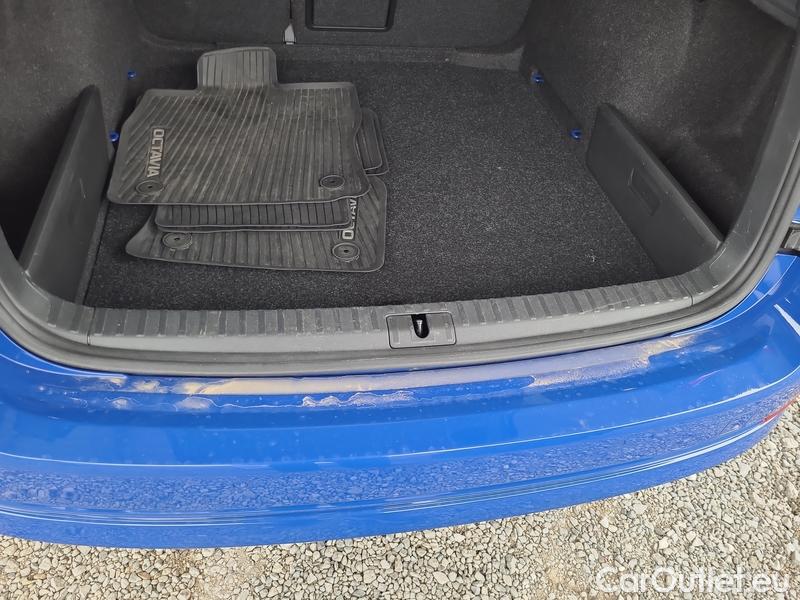  Skoda  Octavia  Combi (NX3)(2020) Oct.Combi 1.5TSI 110 Style #7